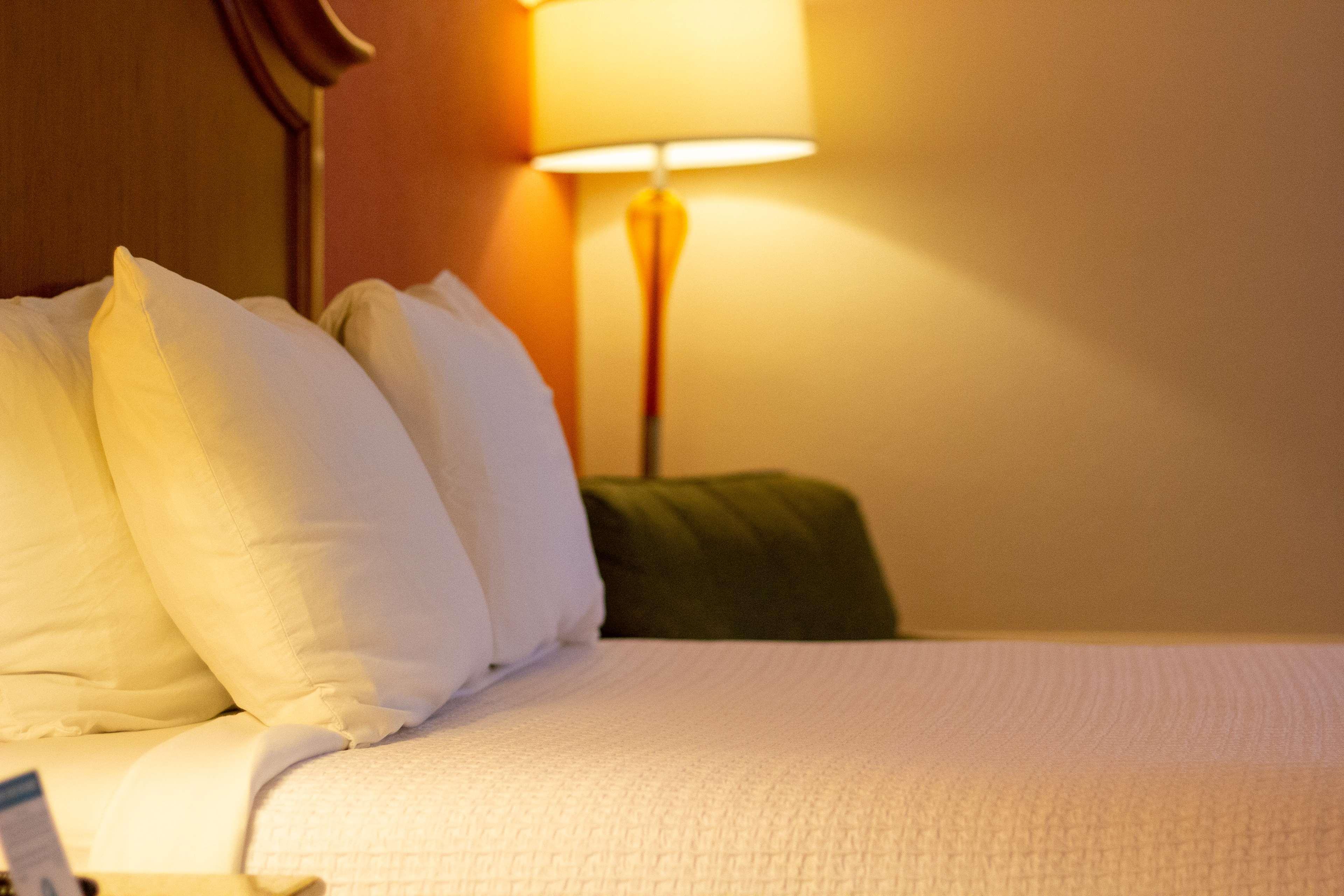 Best Western Plus A Wayfarer'S Inn & Suites Kingman Kültér fotó