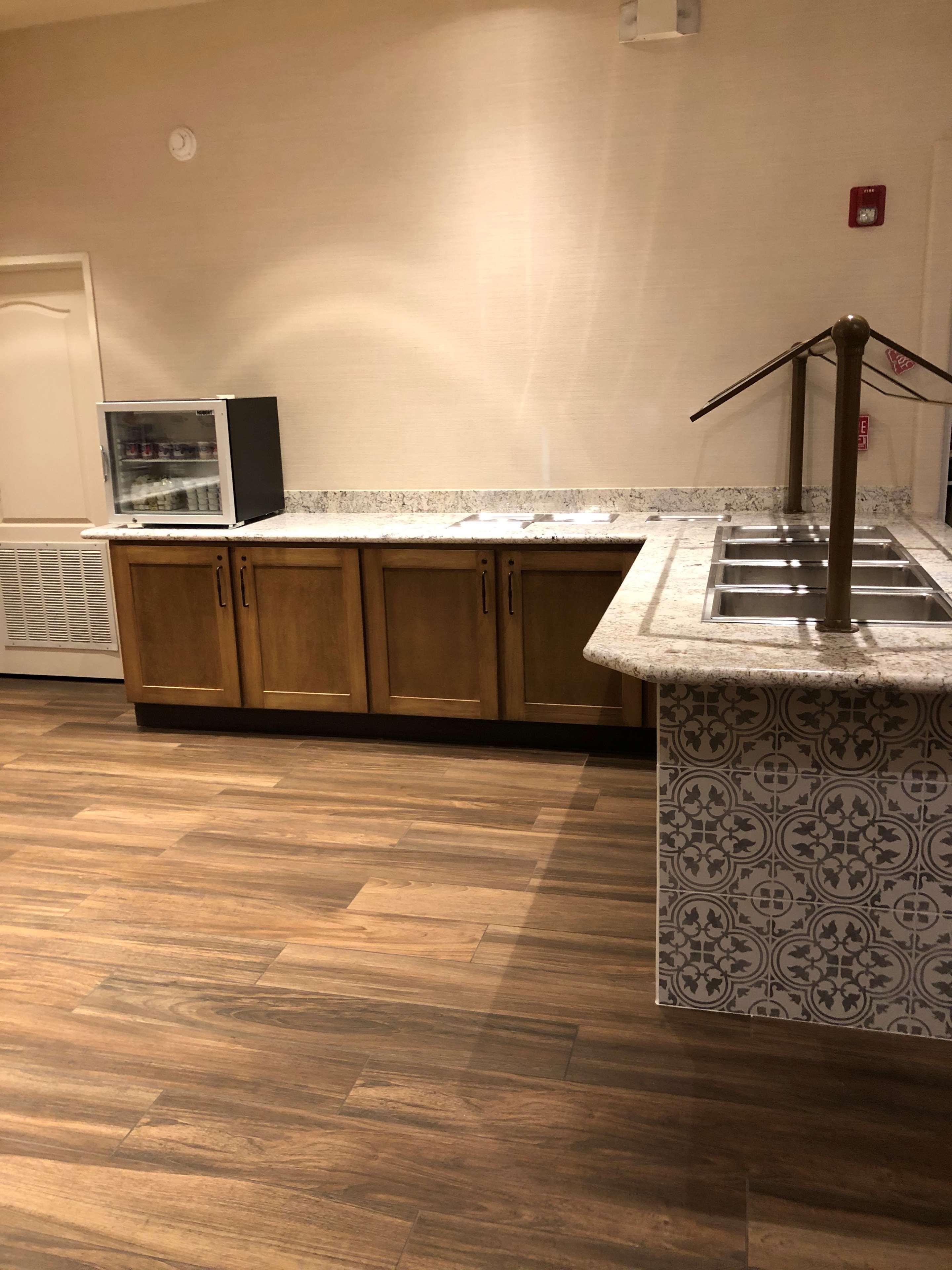 Best Western Plus A Wayfarer'S Inn & Suites Kingman Kültér fotó