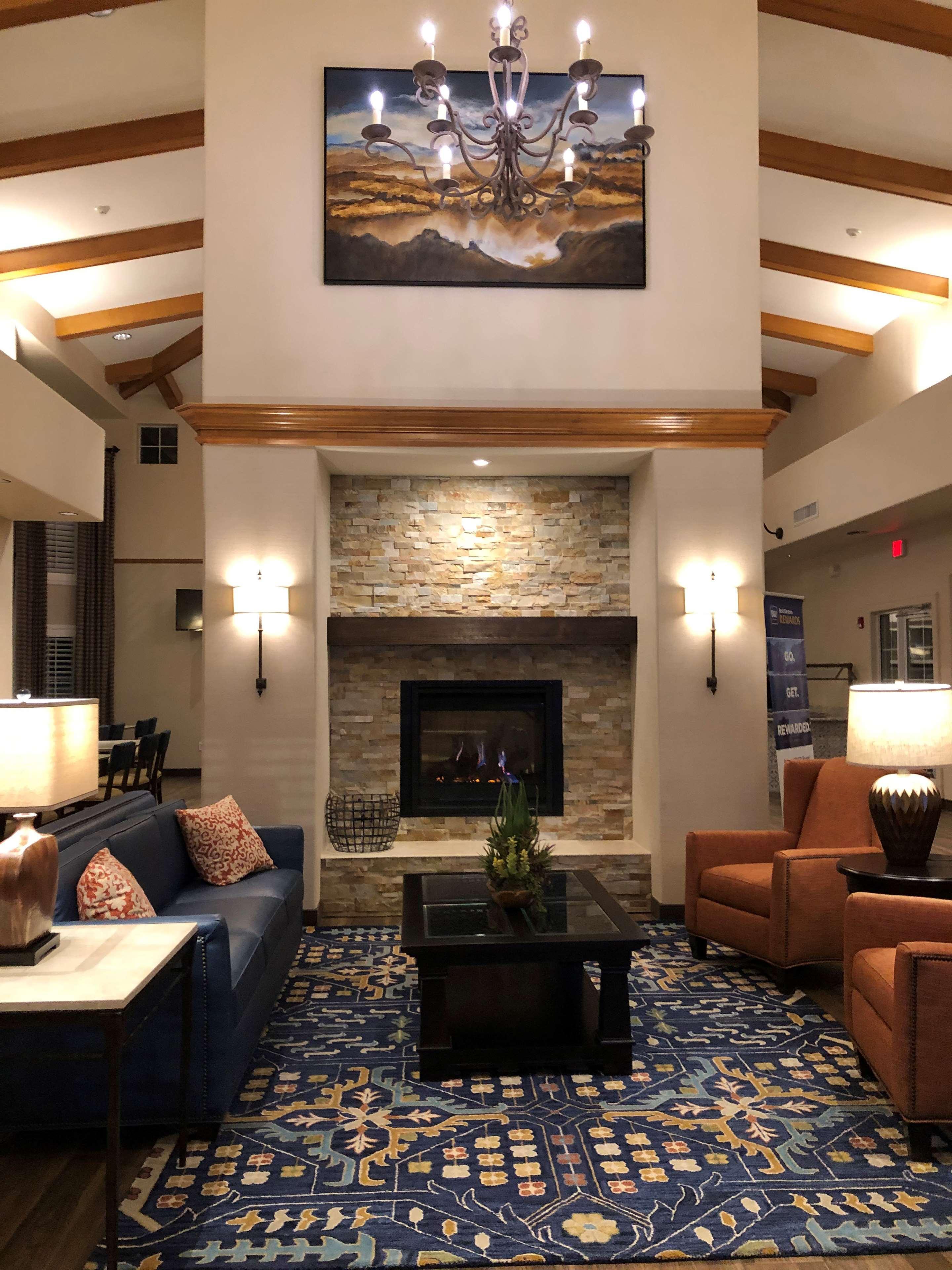 Best Western Plus A Wayfarer'S Inn & Suites Kingman Kültér fotó